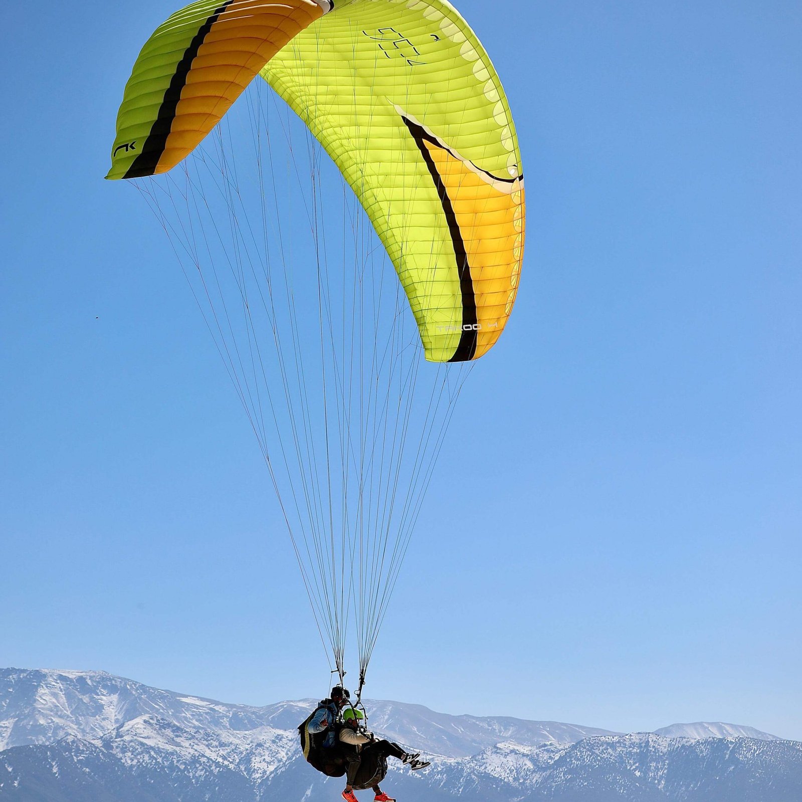 <span> Flight </span>Tandem paragliding flight (~20 minutes)